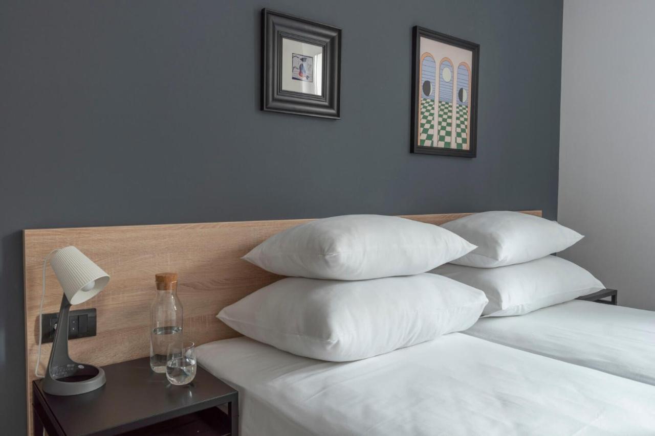 Hostgost Selected Suites - Botanical Garden Βελιγράδι Εξωτερικό φωτογραφία