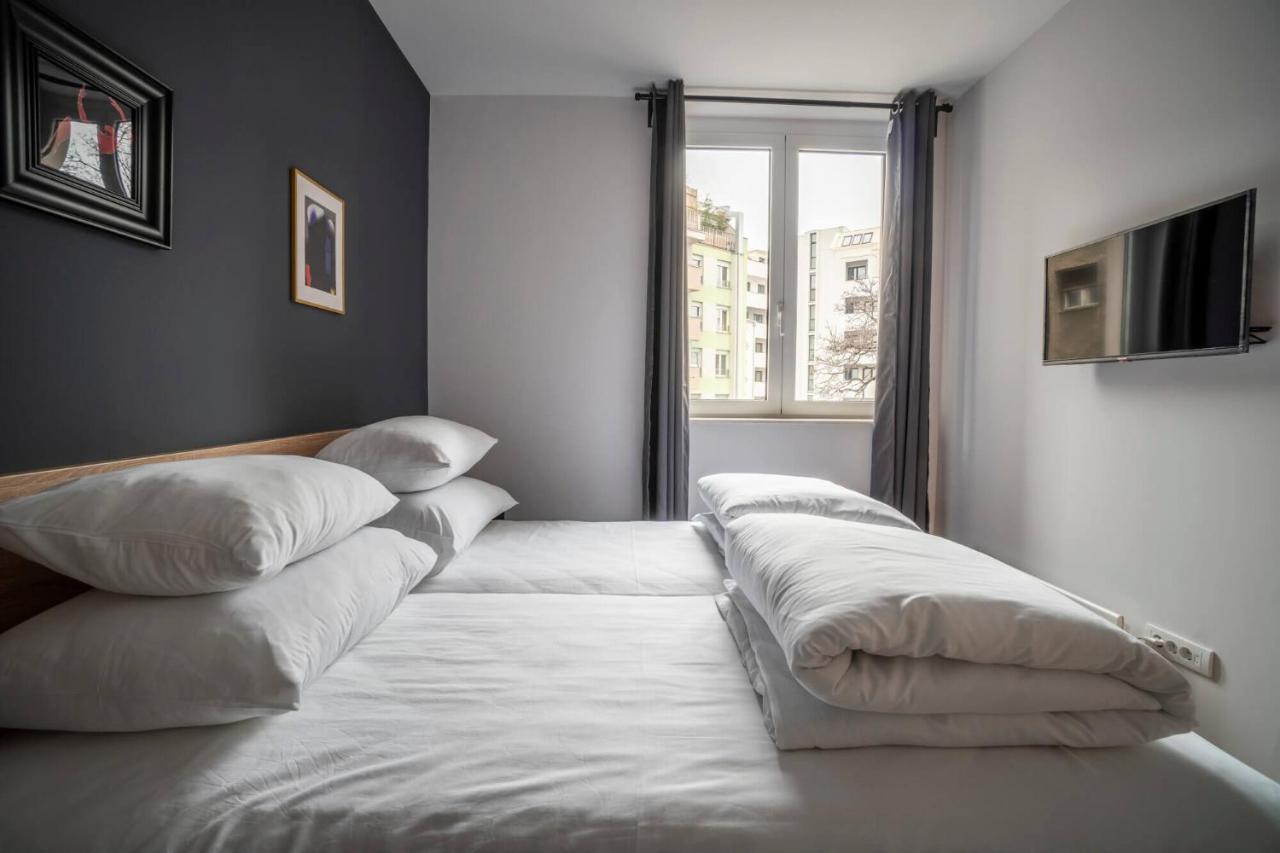 Hostgost Selected Suites - Botanical Garden Βελιγράδι Εξωτερικό φωτογραφία