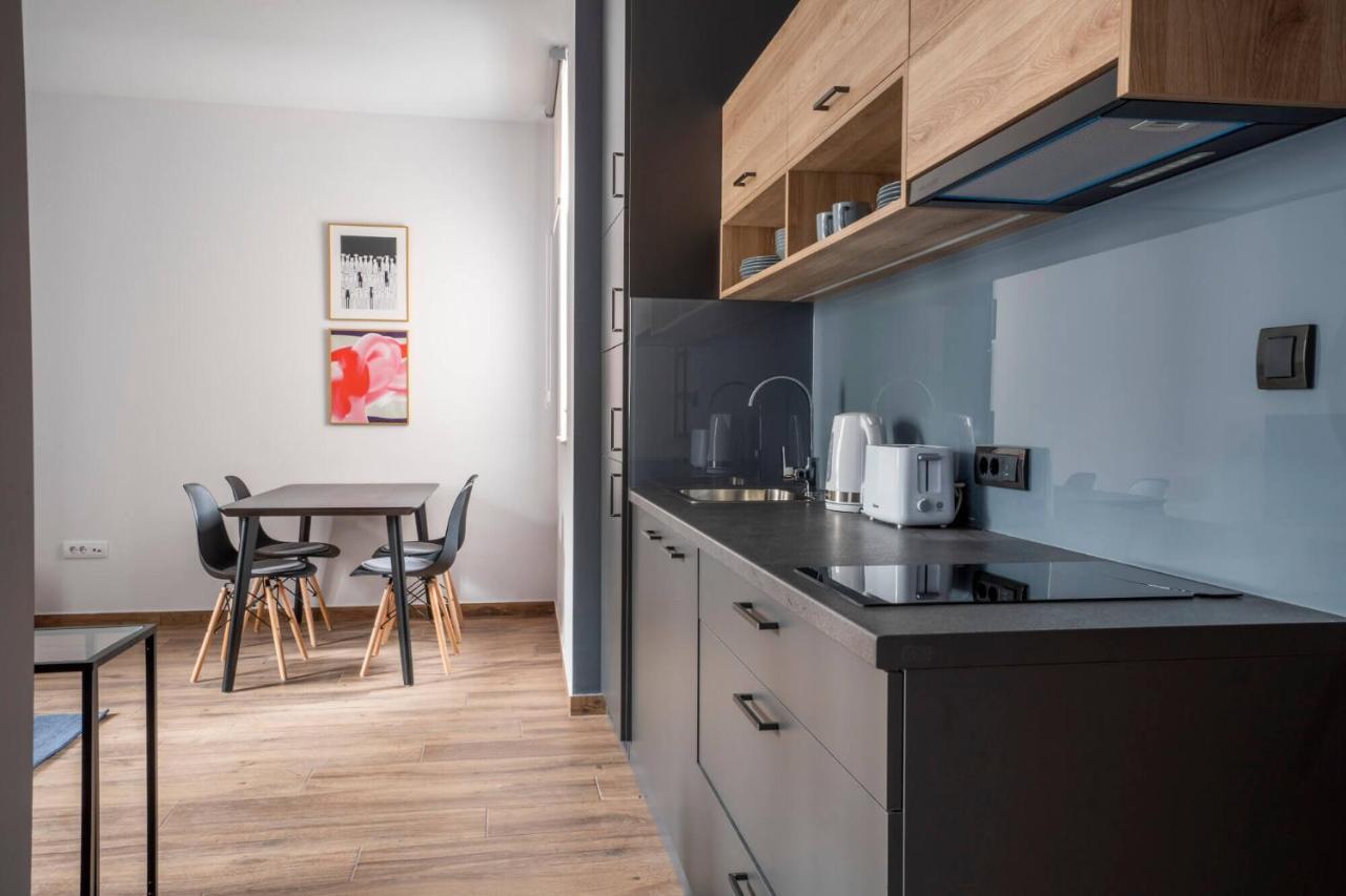 Hostgost Selected Suites - Botanical Garden Βελιγράδι Εξωτερικό φωτογραφία